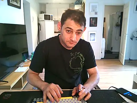 Snapshot of mihaimichael chatting on 07-19-26, 02:21 mihaimichael online show from 07-19-26, 02:21