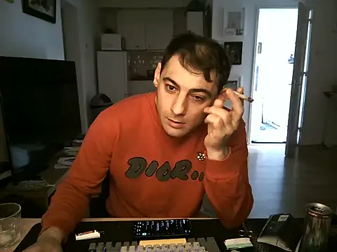Snapshot of mihaimichael chatting on 07-22-26, 02:53 mihaimichael online show from 07-22-26, 02:53