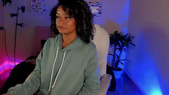 Snapshot of keyla_roberts777 chatting on 02-21-25, 09:02 keyla roberts777 online show from 02-21-25, 09:02