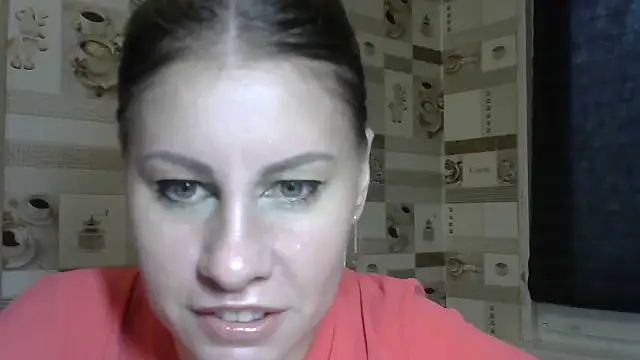 Snapshot of TherestlessKitty chatting on 09-22-25, 06:04 TherestlessKitty online show from 09-22-25, 06:04
