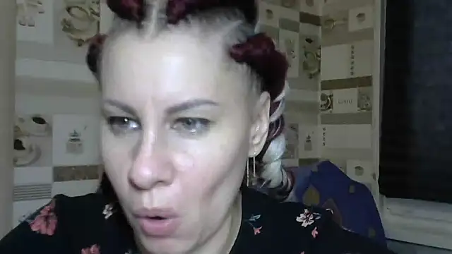 Snapshot of TherestlessKitty chatting on 10-13-25, 10:26 TherestlessKitty online show from 10-13-25, 10:26
