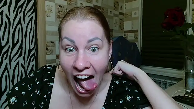 TherestlessKitty online show from 06-23-26, 10:19