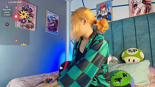 Snapshot of Samuel_Matthew chatting on 10-19-25, 04:57 Samuel Matthew online show from 10-19-25, 04:57