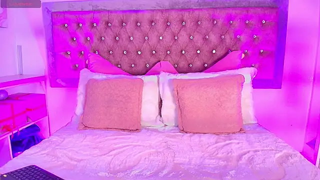 Tayzon Foxxx online show from 01-06-26, 12:53