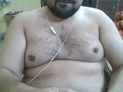 ARYANAVAILABLE online show from 02-03-25, 08:57