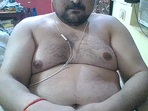 ARYANAVAILABLE online show from 05-14-26, 09:54