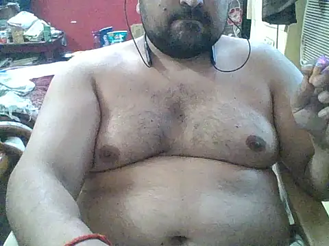 ARYANAVAILABLE online show from 07-20-26, 04:49