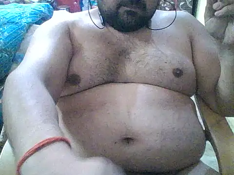 ARYANAVAILABLE online show from 07-25-26, 11:57