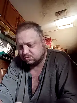 Snapshot of tjmacksjr chatting on 12-22-24, 04:27 tjmacksjr online show from 12-22-24, 04:27