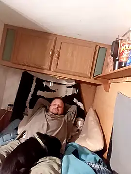 Snapshot of tjmacksjr chatting on 12-23-24, 03:29 tjmacksjr online show from 12-23-24, 03:29