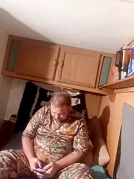 Snapshot of tjmacksjr chatting on 01-10-25, 07:54 tjmacksjr online show from 01-10-25, 07:54