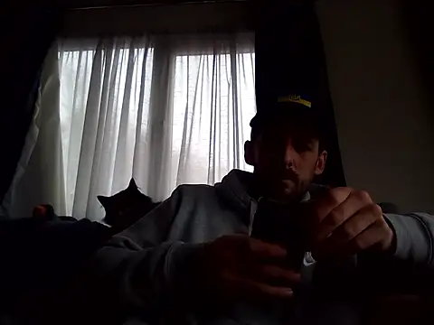 Snapshot of HungKing88 chatting on 12-02-24, 12:07 HungKing88 online show from 12-02-24, 12:07