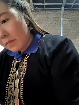 Sweetlove 77 online show from 12-27-24, 06:46