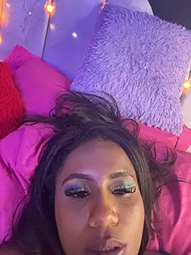 Snapshot of AlisonHoot69 chatting on 11-18-25, 09:03 AlisonHoot69 online show from 11-18-25, 09:03