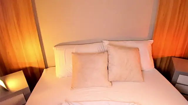 Snapshot of nicky_peyton chatting on 01-13-26, 03:23 nicky peyton online show from 01-13-26, 03:23