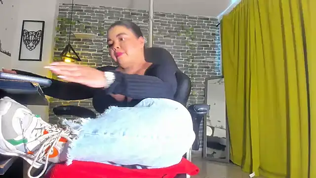 iam samy  online show from 02-20-25, 06:02