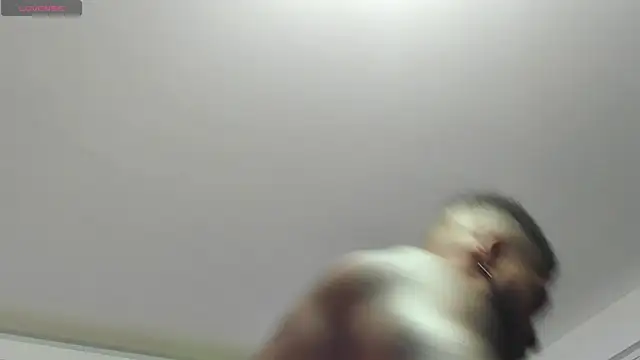 Snapshot of Makonneen chatting on 12-18-24, 09:25 Makonneen online show from 12-18-24, 09:25