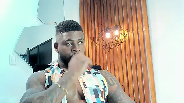 Snapshot of Makonneen chatting on 12-29-24, 09:52 Makonneen online show from 12-29-24, 09:52