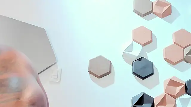 Snapshot of Makonneen chatting on 01-29-25, 07:57 Makonneen online show from 01-29-25, 07:57