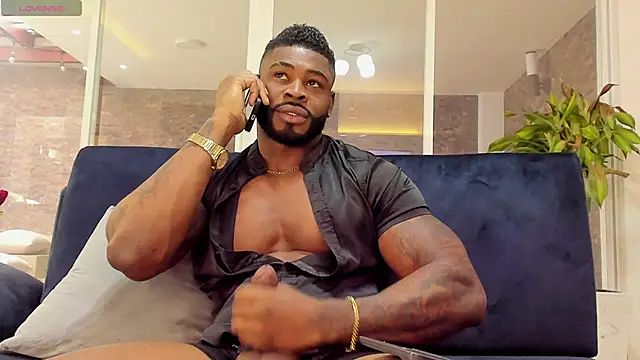 Snapshot of Makonneen chatting on 02-26-25, 09:27 Makonneen online show from 02-26-25, 09:27