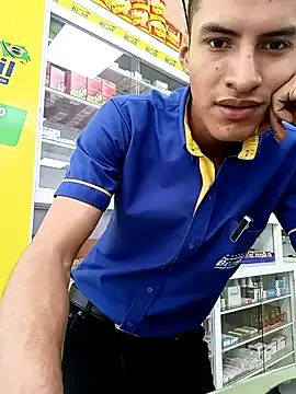 Rogersmit2 online show from 09-18-25, 02:41