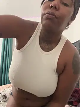 Snapshot of Goddess_Nafeesha chatting on 02-11-26, 02:05 Goddess Nafeesha online show from 02-11-26, 02:05