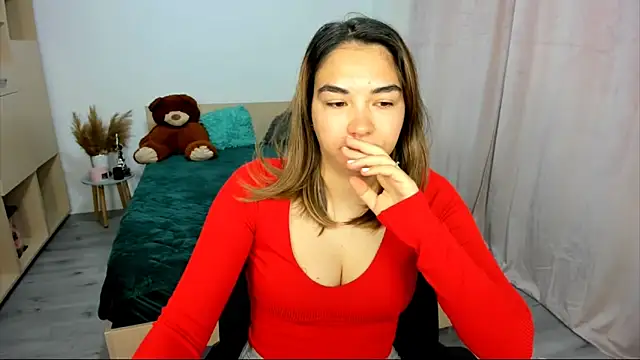 Alexa Dolly12 online show from 09-29-25, 05:45