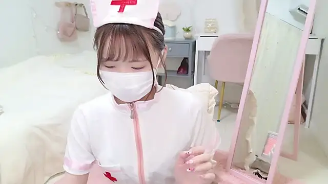 Snapshot of Sayuringo_ chatting on 02-18-25, 02:16 Sayuringo  online show from 02-18-25, 02:16