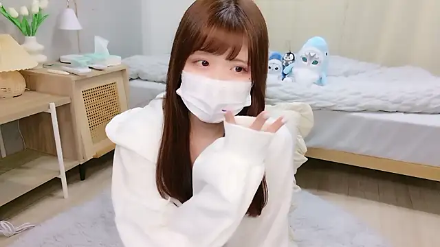 Snapshot of Sayuringo_ chatting on 10-11-25, 12:36 Sayuringo  online show from 10-11-25, 12:36