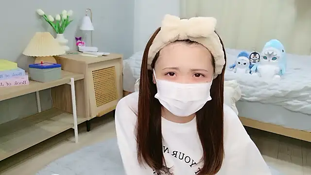 Snapshot of Sayuringo_ chatting on 10-25-25, 06:10 Sayuringo  online show from 10-25-25, 06:10