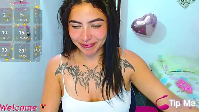  luna torres online show from 12-12-24, 12:05