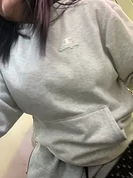  luna torres online show from 02-04-26, 04:29