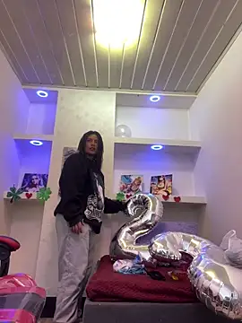  luna torres online show from 03-27-26, 01:44