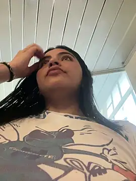  luna torres online show from 06-22-26, 12:13