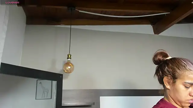 SaraaJhonsonn online show from 04-07-26, 02:17