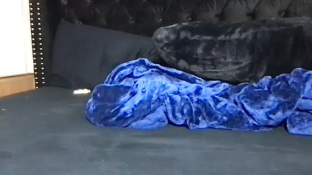 SeductiveMiahBrown online show from 04-21-26, 02:15