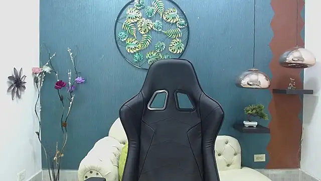 Melikasweetz online show from 03-21-25, 05:45