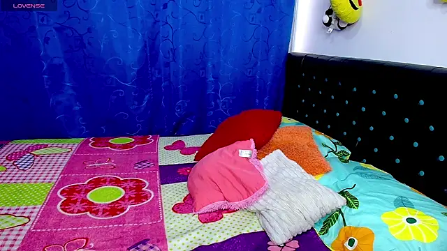 Melikasweetz online show from 04-09-26, 05:29