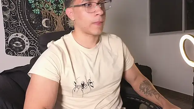 JayMarcos  online show from 10-05-25, 02:54