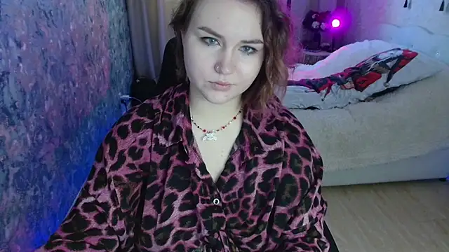 Snapshot of Jenny_Fox chatting on 06-18-26, 04:46 Jenny Fox online show from 06-18-26, 04:46