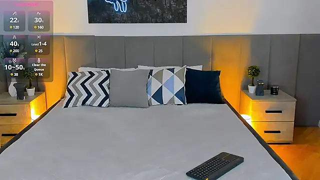 MiaBecky online show from 02-01-25, 05:28