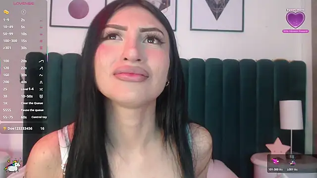 Nicolette ks  online show from 11-07-25, 04:34