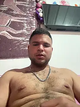 Snapshot of PITBuk_708 chatting on 06-07-26, 06:33 PITBuk 708 online show from 06-07-26, 06:33