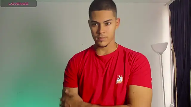 Snapshot of Iamdylan777 chatting on 02-15-26, 10:28 Iamdylan777 online show from 02-15-26, 10:28