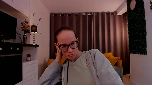 BettyBrowni online show from 03-02-25, 07:12