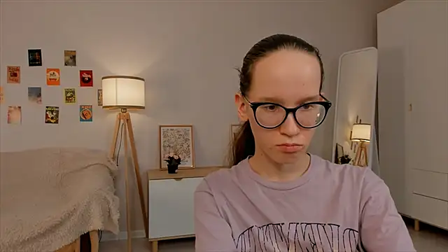 BettyBrowni online show from 03-13-25, 10:32