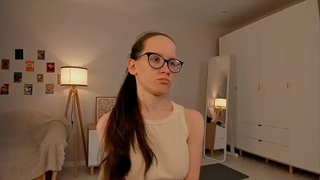 BettyBrowni online show from 03-17-25, 01:24