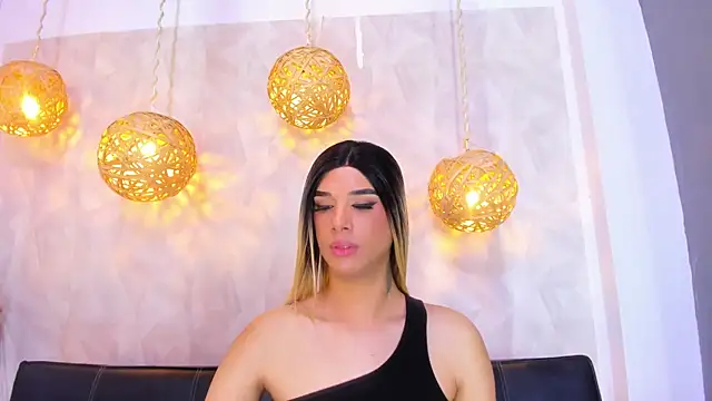 victoria aleia  online show from 01-15-25, 02:06