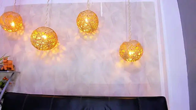 victoria aleia  online show from 02-06-25, 08:13