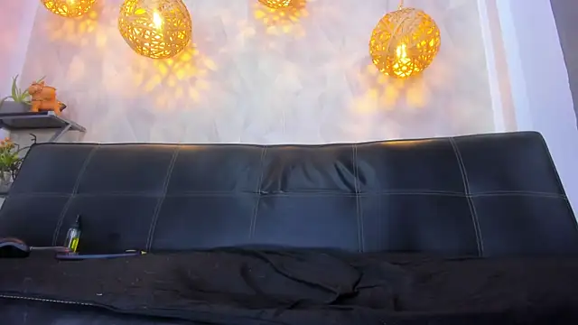 victoria aleia  online show from 02-28-25, 11:34